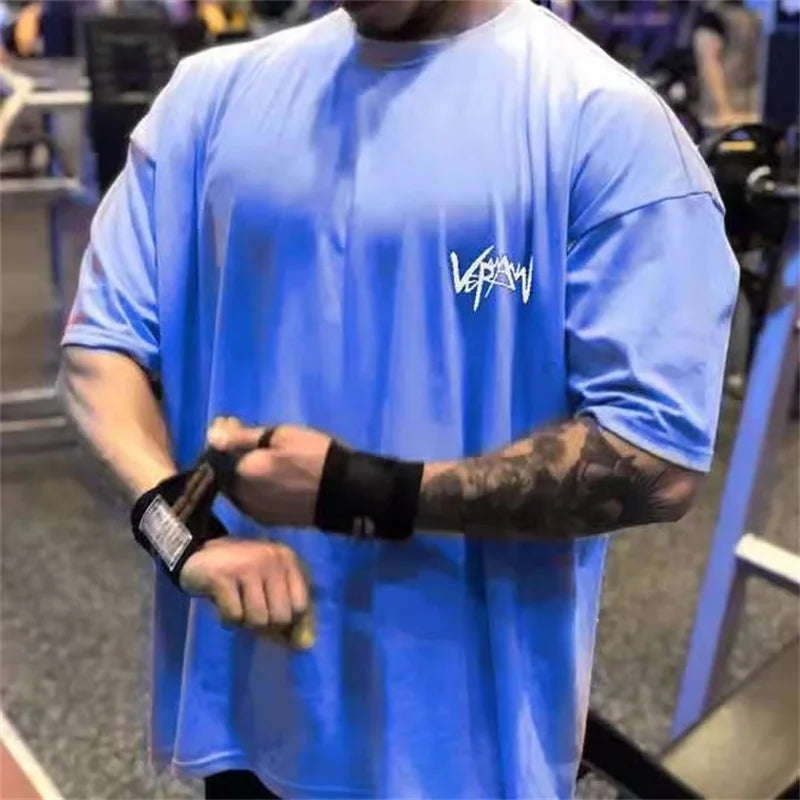 Camiseta Alpha Performance – Edición Iron Strength y Oversize gimnasio