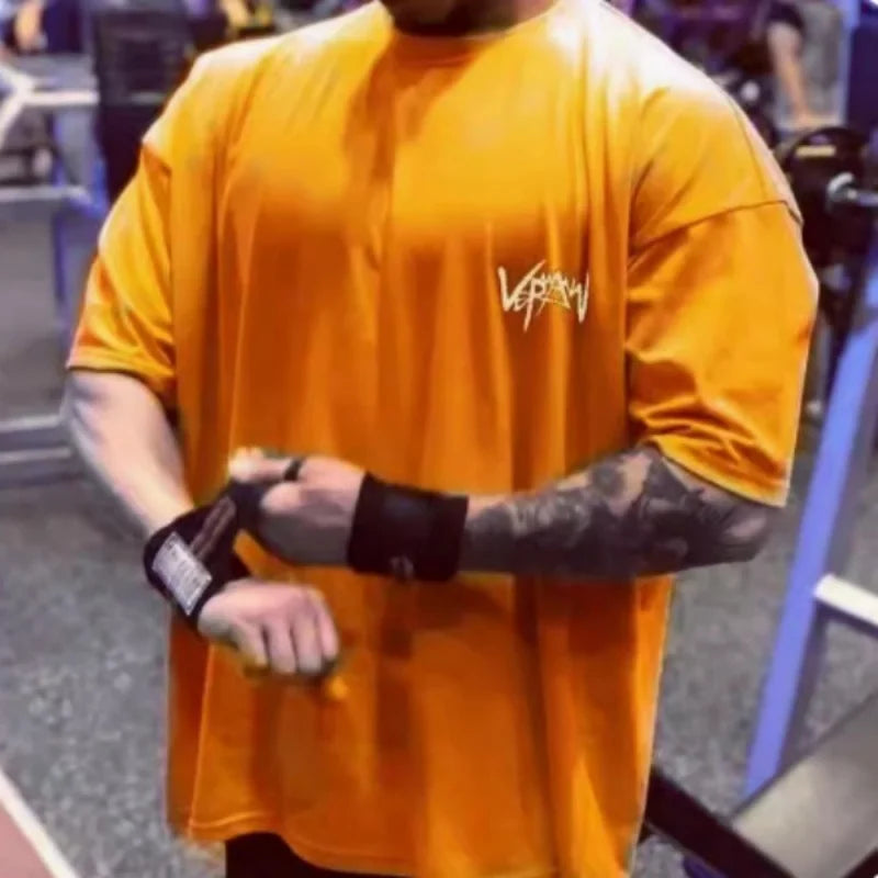 Camiseta Alpha Performance – Edición Iron Strength y Oversize gimnasio