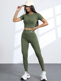 Conjunto Core Essentials