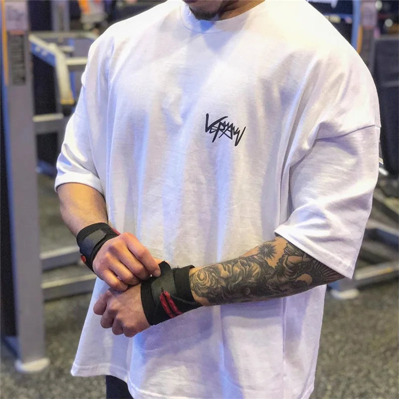 Camiseta Alpha Performance – Edición Iron Strength y Oversize gimnasio