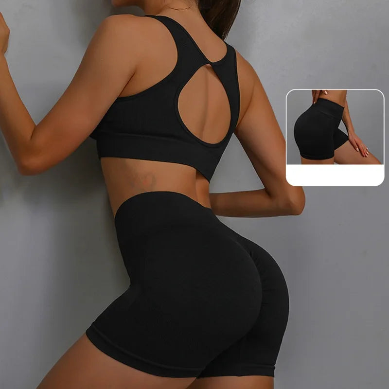 Conjunto de 2 Piezas: Top Deportivo y Shorts de Fitness