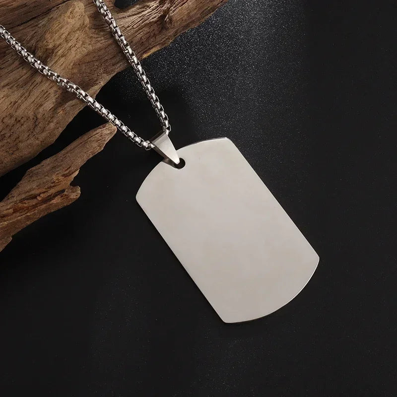 Collar de Acero de Titanio "Dumbbell"